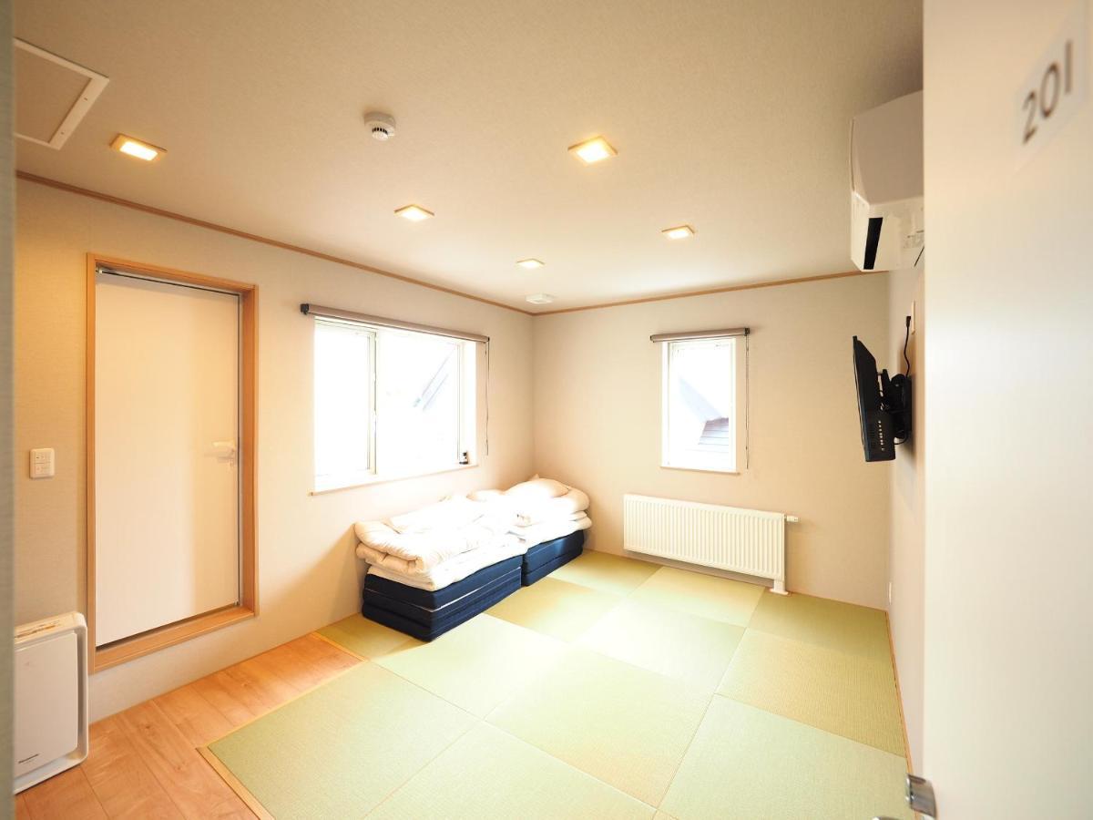 Family Tree Guest House Sapporo Bagian luar foto
