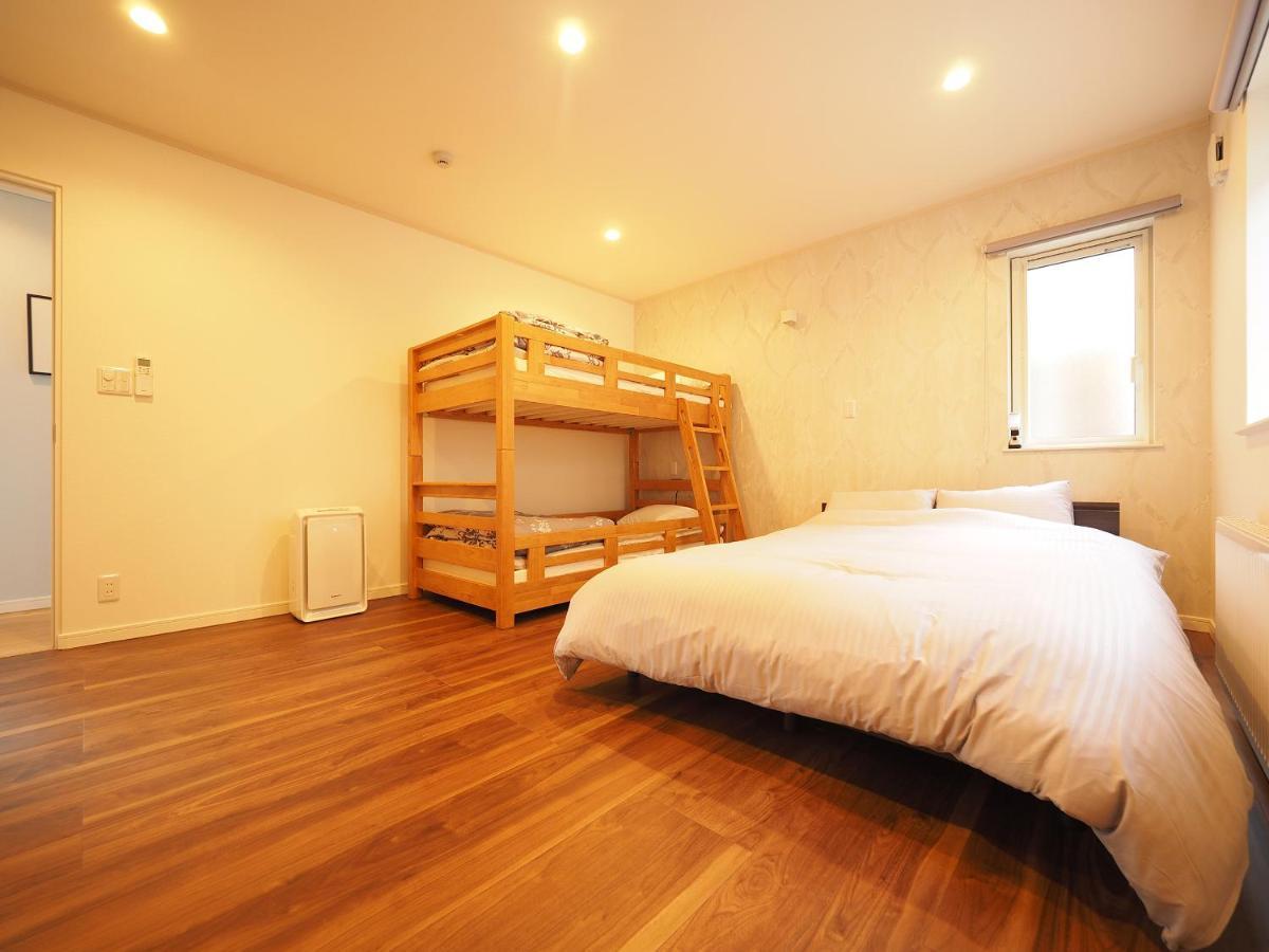 Family Tree Guest House Sapporo Bagian luar foto
